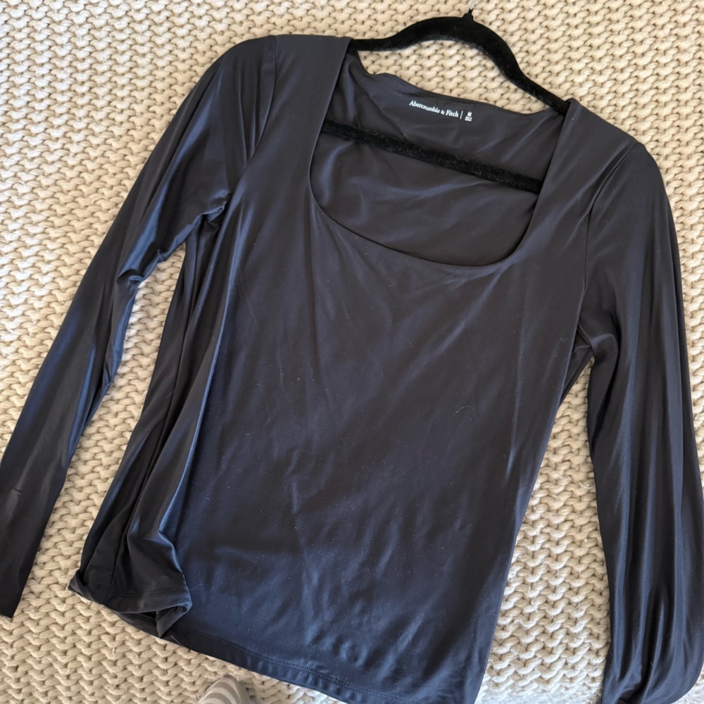 A&F fitted long sleeve top square neck